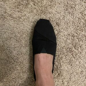 Tom’s classic in black canvas size 8 worn a few times with box